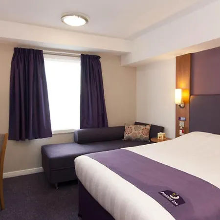 Premier Inn London Gatwick Airport - A23 Airport Way-2